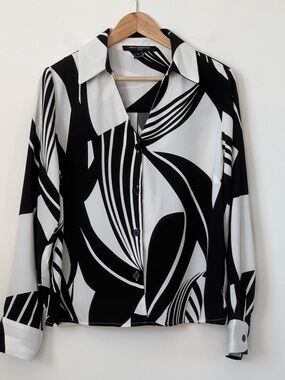 French Connection Black & White Abstract Button-Front Blouse